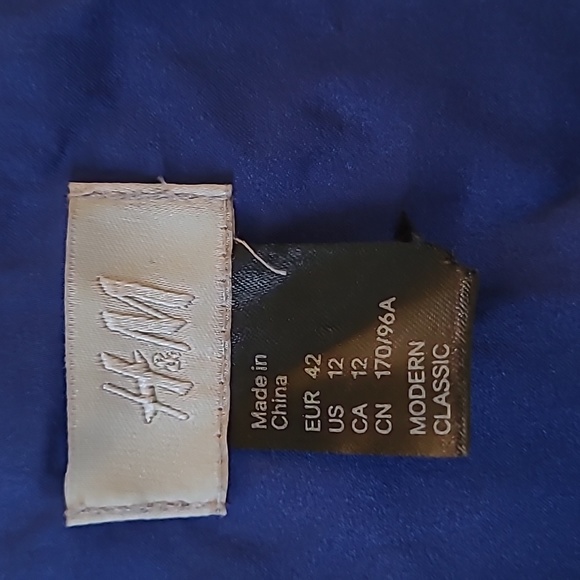 Royal blue silky tank - Picture 2 of 3